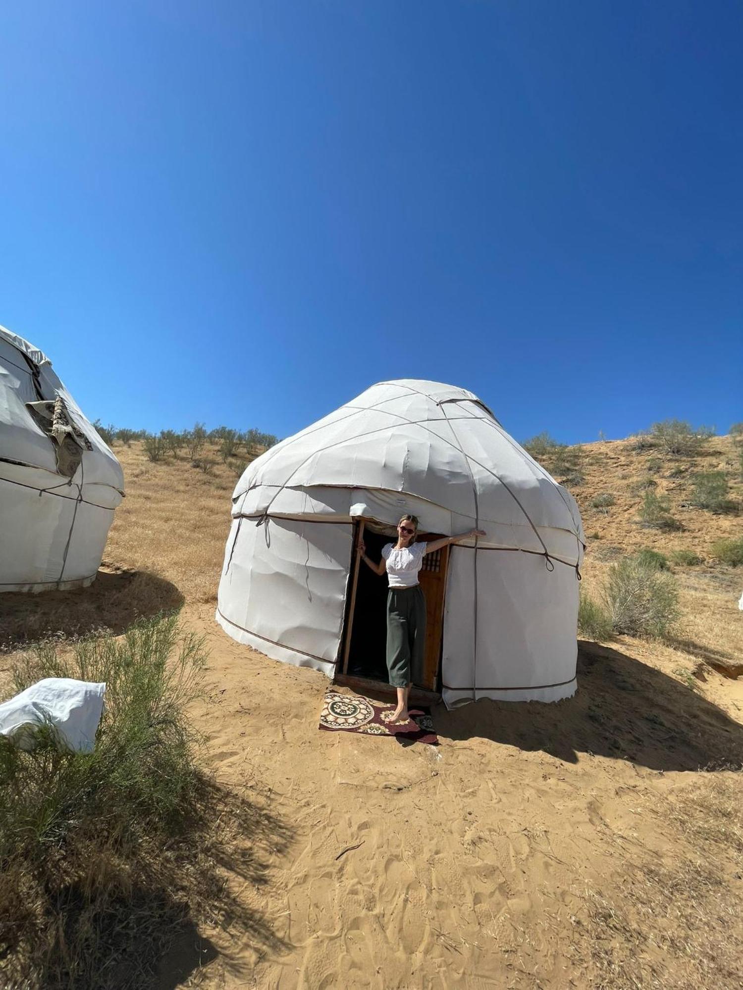 Hotel Kyzylkum Nights Camp & Family Yurt Nurota Exteriér fotografie